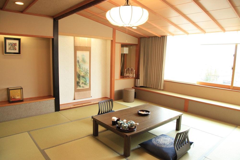 Hotel New Kotobuki Matsumoto Buitenkant foto