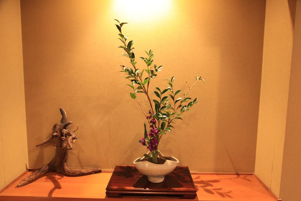 Hotel New Kotobuki Matsumoto Buitenkant foto