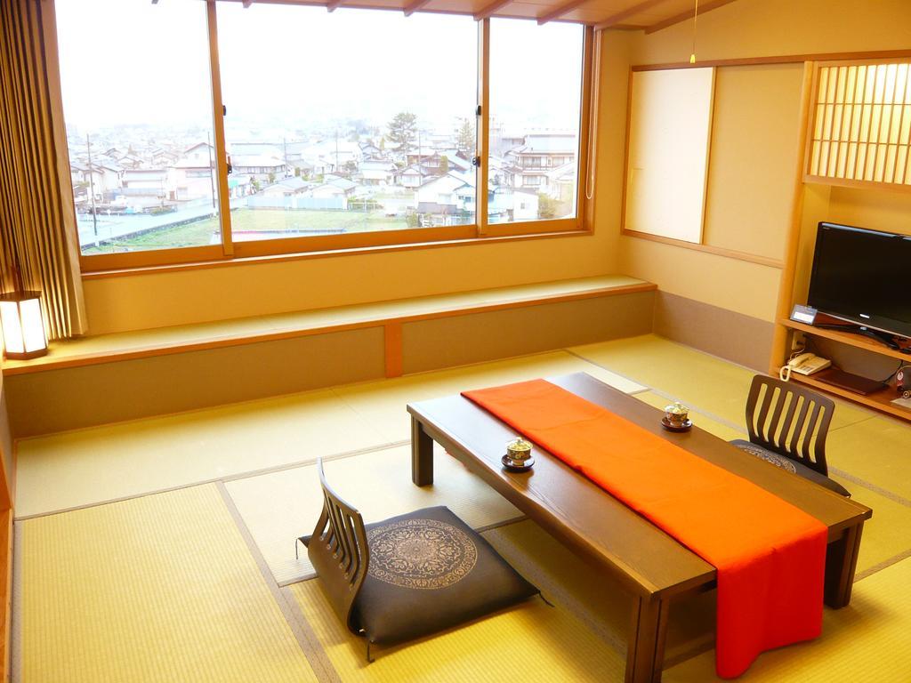 Hotel New Kotobuki Matsumoto Buitenkant foto