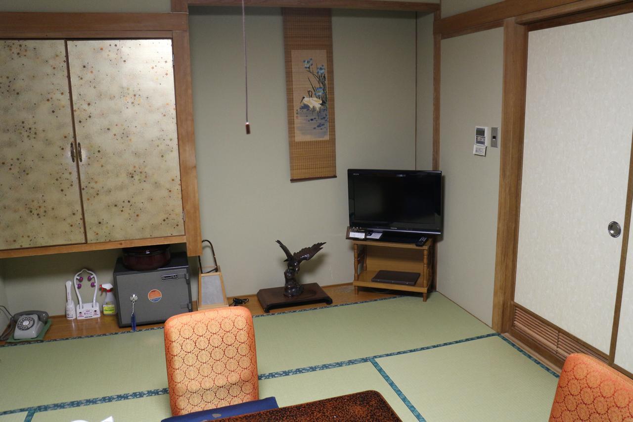 Hotel New Kotobuki Matsumoto Buitenkant foto
